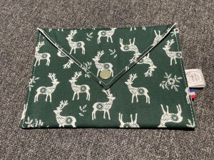 enveloppe cadeau en tissu cerfs
